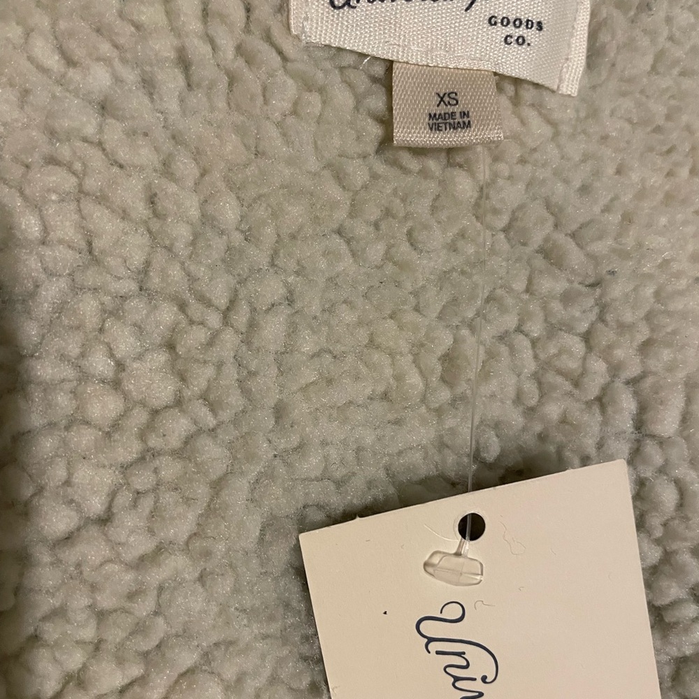 Universal Thread, Medium Wash Blue Shearling Deni… - image 14